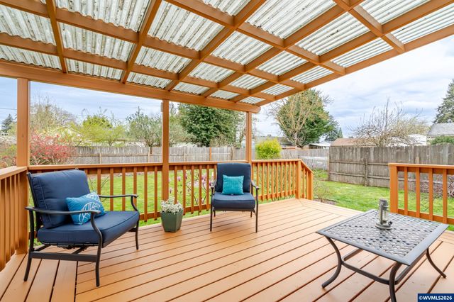 221 Jennings St, Lebanon, OR 97355