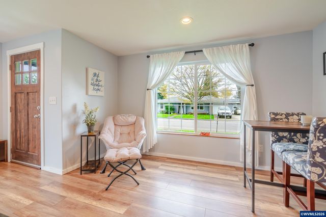 221 Jennings St, Lebanon, OR 97355