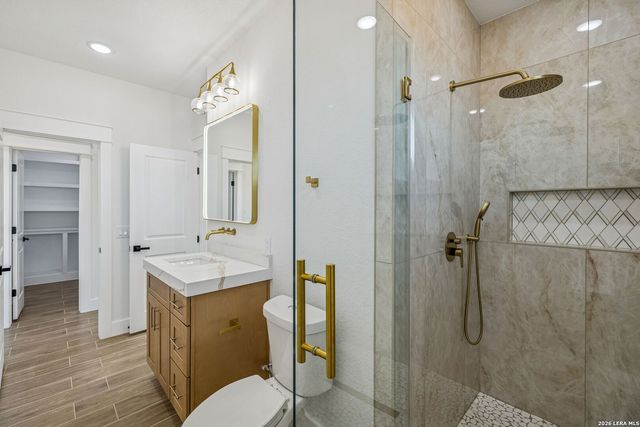 187 Hidden Ranch CT., Floresville, TX 78114