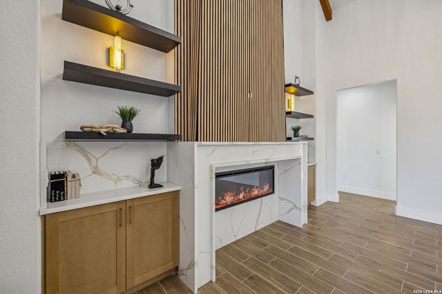 187 Hidden Ranch CT., Floresville, TX 78114