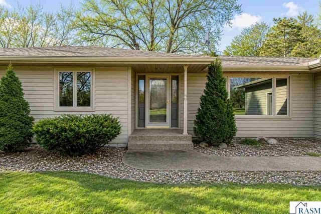 101 Mapleridge Drive, Mankato, MN 56001