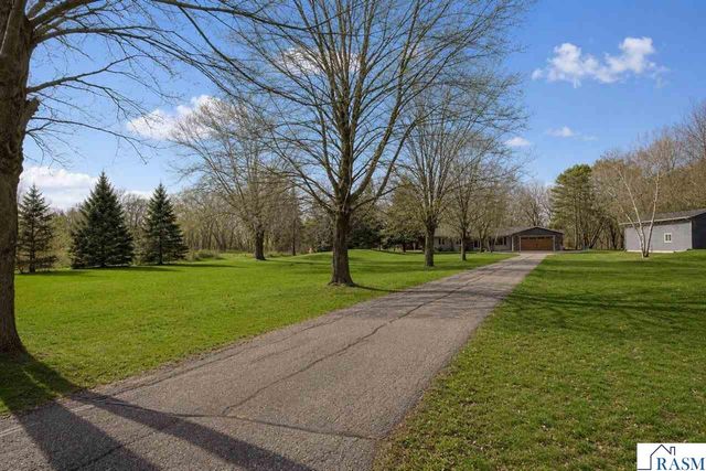 101 Mapleridge Drive, Mankato, MN 56001