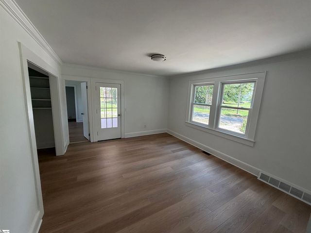 8014 Hwy 14, Gray Court, SC 29645