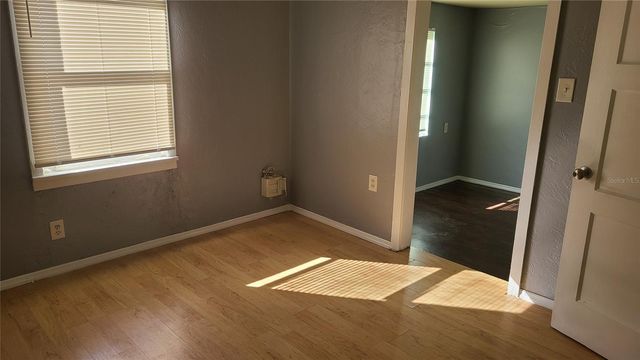 3109 W NAPOLEON AVENUE, Tampa, FL 33611