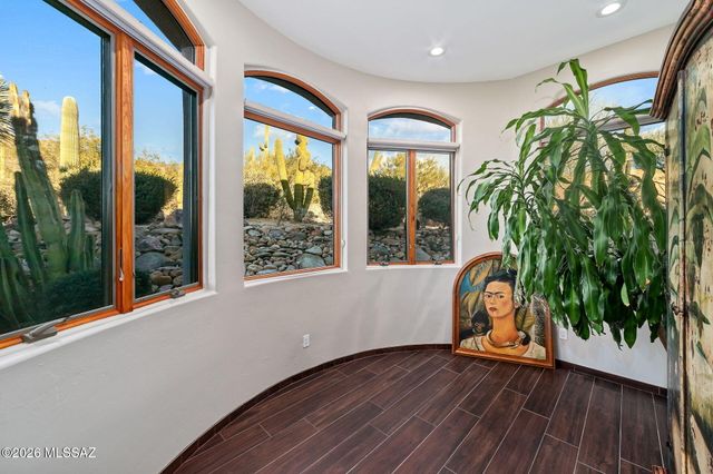 1887 E Desert Garden Drive, Tucson, AZ 85718