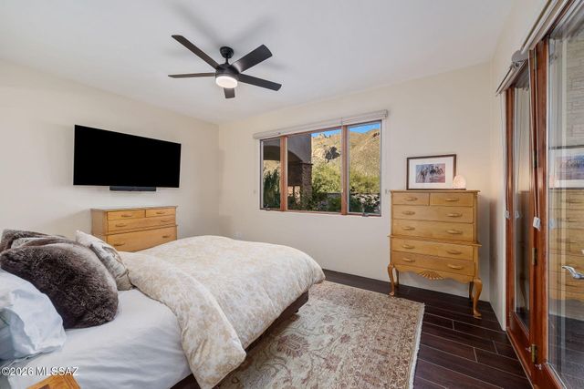 1887 E Desert Garden Drive, Tucson, AZ 85718