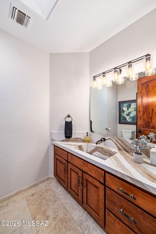 1887 E Desert Garden Drive, Tucson, AZ 85718