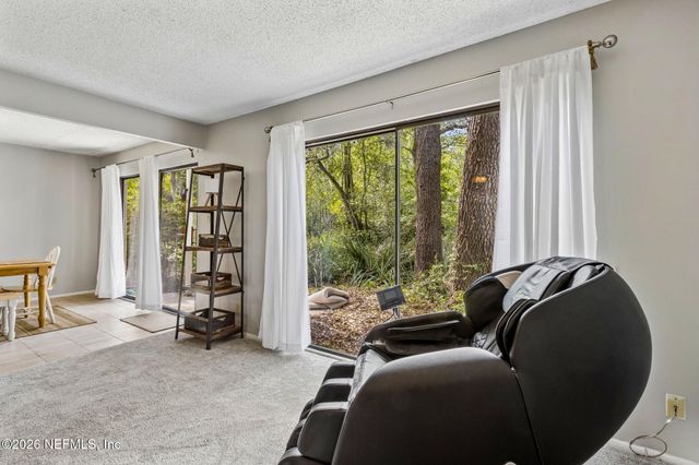 8702 COMO LAKE Drive, Jacksonville, FL 32256