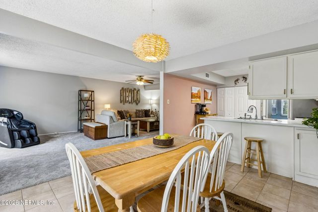 8702 COMO LAKE Drive, Jacksonville, FL 32256