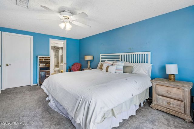 8702 COMO LAKE Drive, Jacksonville, FL 32256