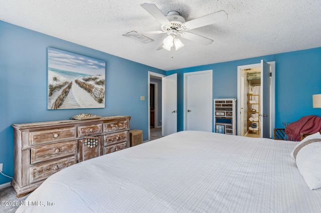 8702 COMO LAKE Drive, Jacksonville, FL 32256