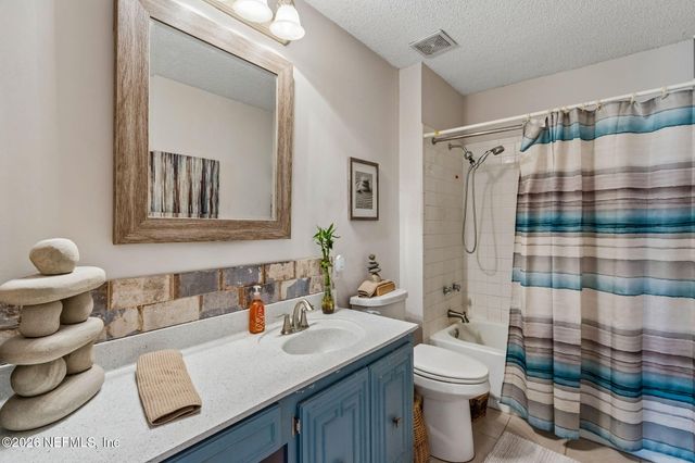 8702 COMO LAKE Drive, Jacksonville, FL 32256