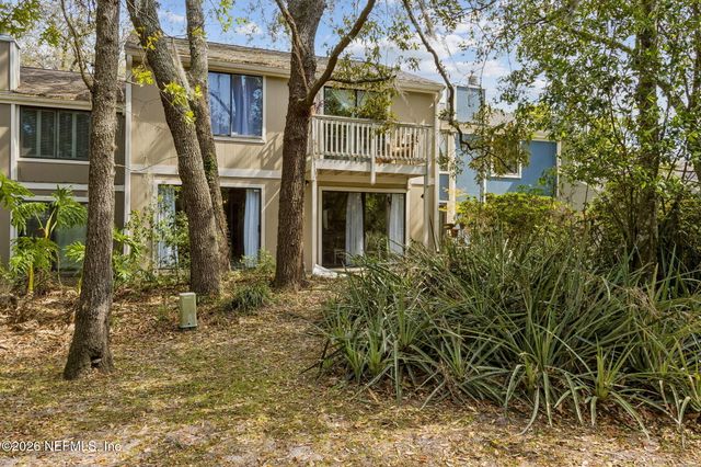 8702 COMO LAKE Drive, Jacksonville, FL 32256