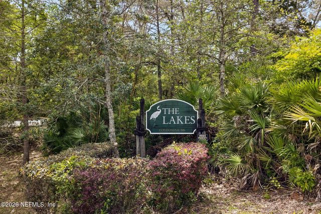 8702 COMO LAKE Drive, Jacksonville, FL 32256