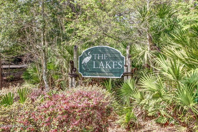 8702 COMO LAKE Drive, Jacksonville, FL 32256