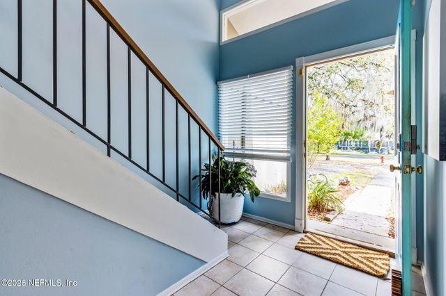 8702 COMO LAKE Drive, Jacksonville, FL 32256