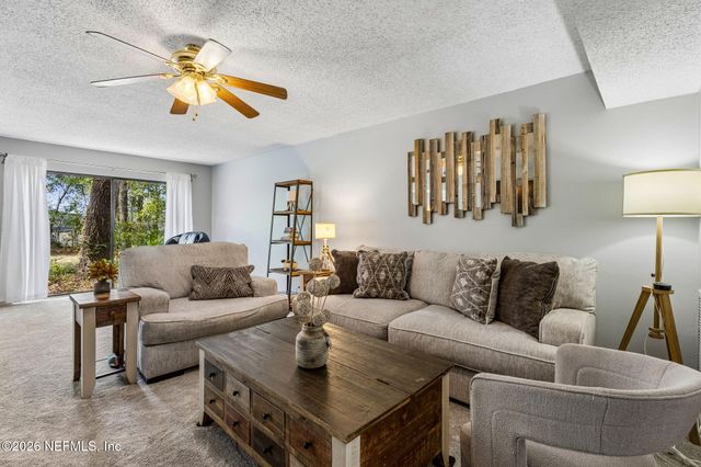 8702 COMO LAKE Drive, Jacksonville, FL 32256