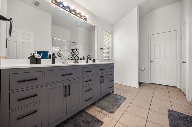 5601 Piedra Drive, Fort Worth, TX 76179