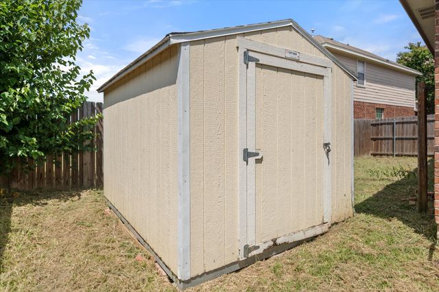 5601 Piedra Drive, Fort Worth, TX 76179