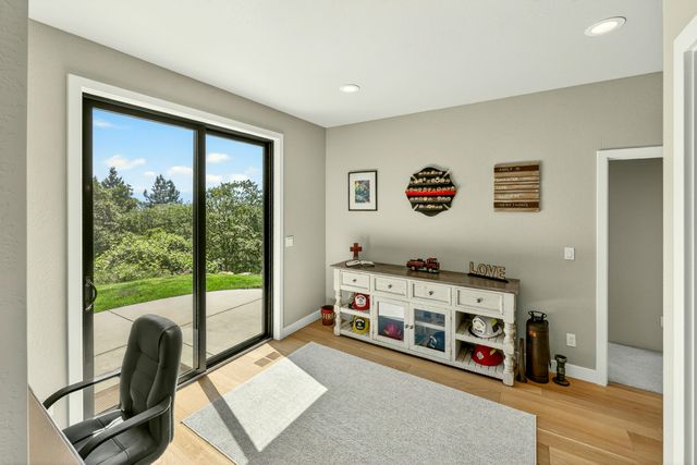 1575 NE Noble Heights, Grants Pass, OR 97526