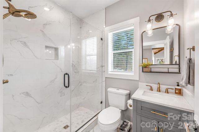 54 Weldon Way, Fairview, NC 28730