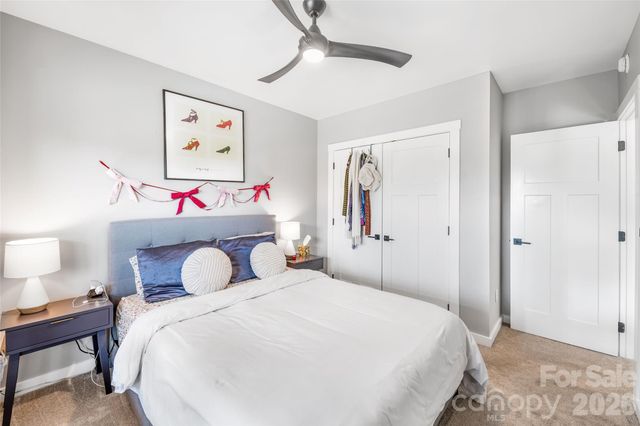 54 Weldon Way, Fairview, NC 28730