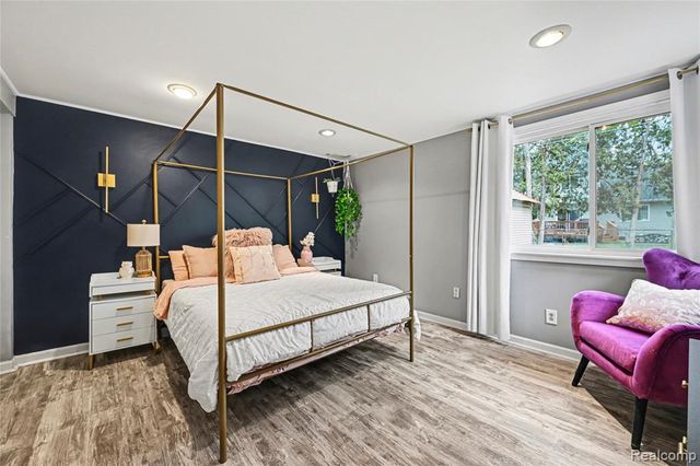 937 Marvell Place, Waterford, MI 48327