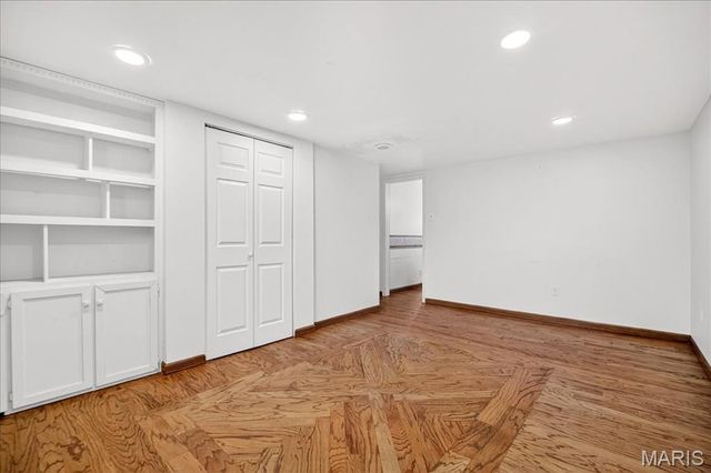 7060 Howdershell Road, Hazelwood, MO 63042