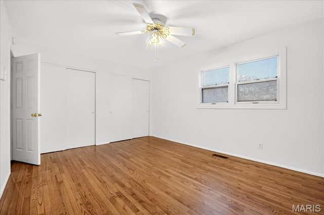 7060 Howdershell Road, Hazelwood, MO 63042