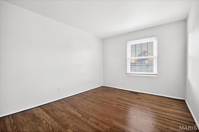 7060 Howdershell Road, Hazelwood, MO 63042