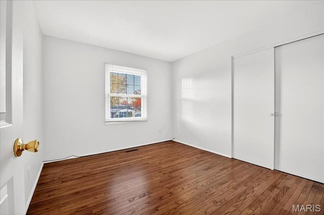 7060 Howdershell Road, Hazelwood, MO 63042