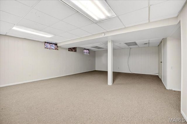 7060 Howdershell Road, Hazelwood, MO 63042