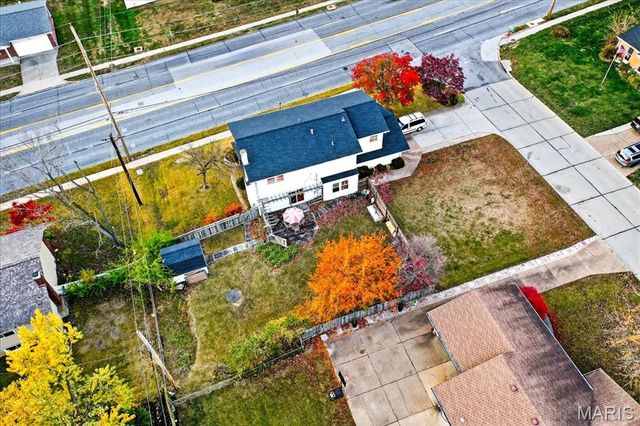 7060 Howdershell Road, Hazelwood, MO 63042