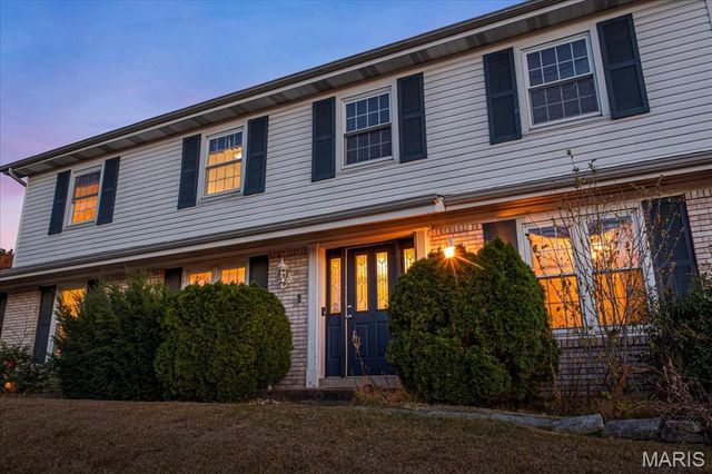 7060 Howdershell Road, Hazelwood, MO 63042