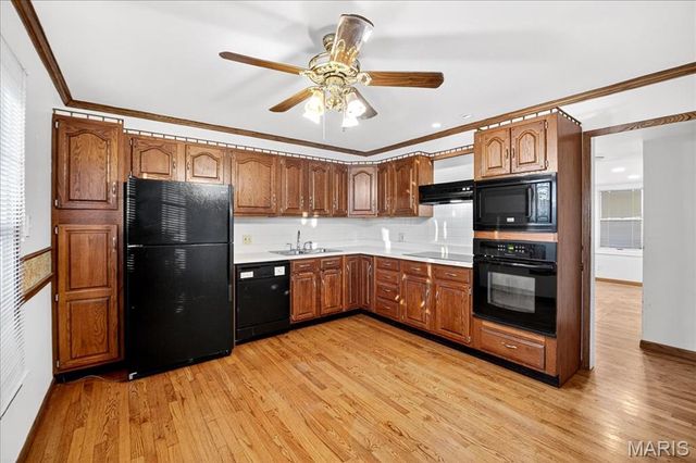 7060 Howdershell Road, Hazelwood, MO 63042