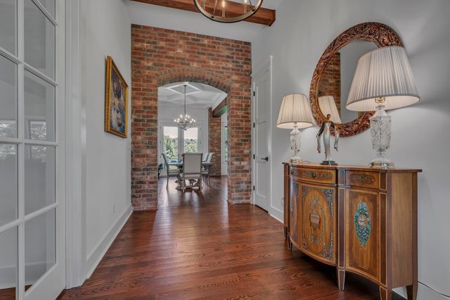 445 Old Pond Ln, Dickson, TN 37055