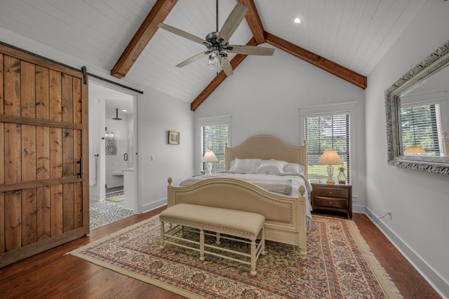 445 Old Pond Ln, Dickson, TN 37055