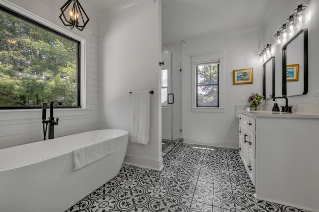 445 Old Pond Ln, Dickson, TN 37055