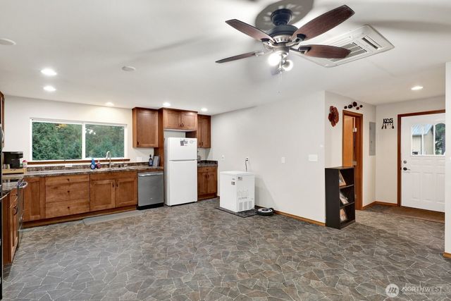 2243 Brown Road, Ferndale, WA 98248