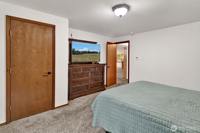 2243 Brown Road, Ferndale, WA 98248