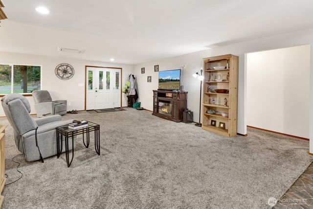 2243 Brown Road, Ferndale, WA 98248