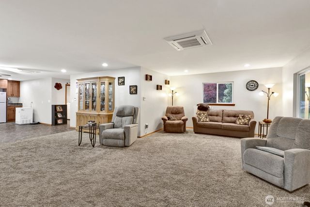 2243 Brown Road, Ferndale, WA 98248