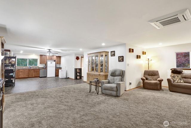 2243 Brown Road, Ferndale, WA 98248