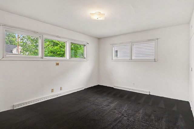 2228 AVENUE B, Council Bluffs, IA 51501