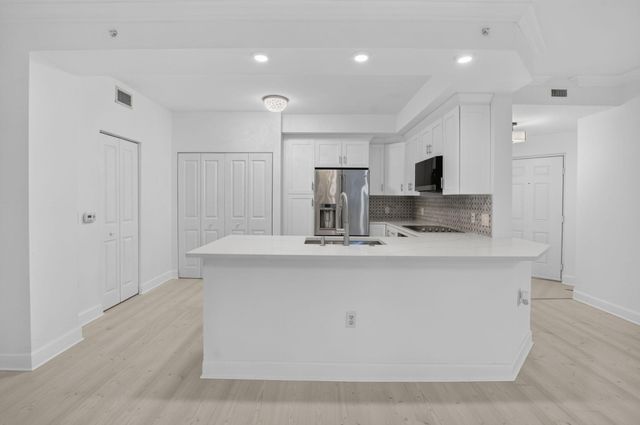 1690 RENAISSANCE COMMONS Boulevard 1201, Boynton Beach, FL 33426
