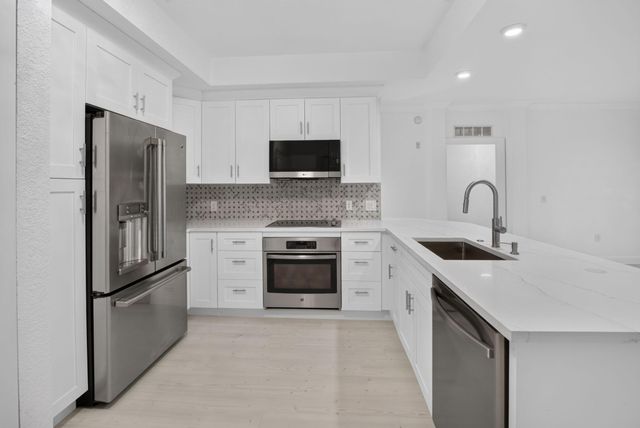 1690 RENAISSANCE COMMONS Boulevard 1201, Boynton Beach, FL 33426
