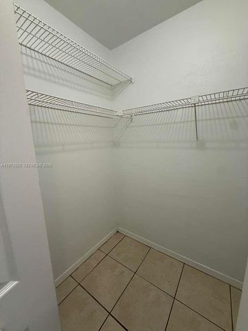 606 S C St 103, Lake Worth, FL 33460