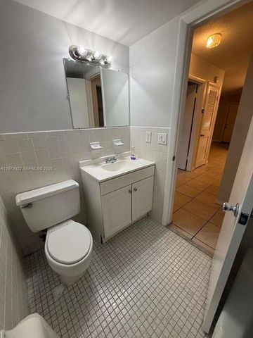 606 S C St 103, Lake Worth, FL 33460