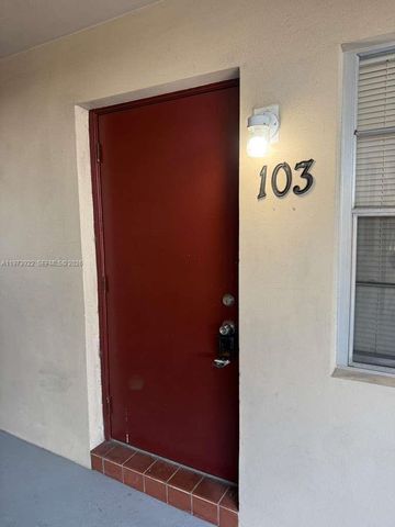 606 S C St 103, Lake Worth, FL 33460