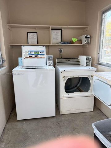 606 S C St 103, Lake Worth, FL 33460